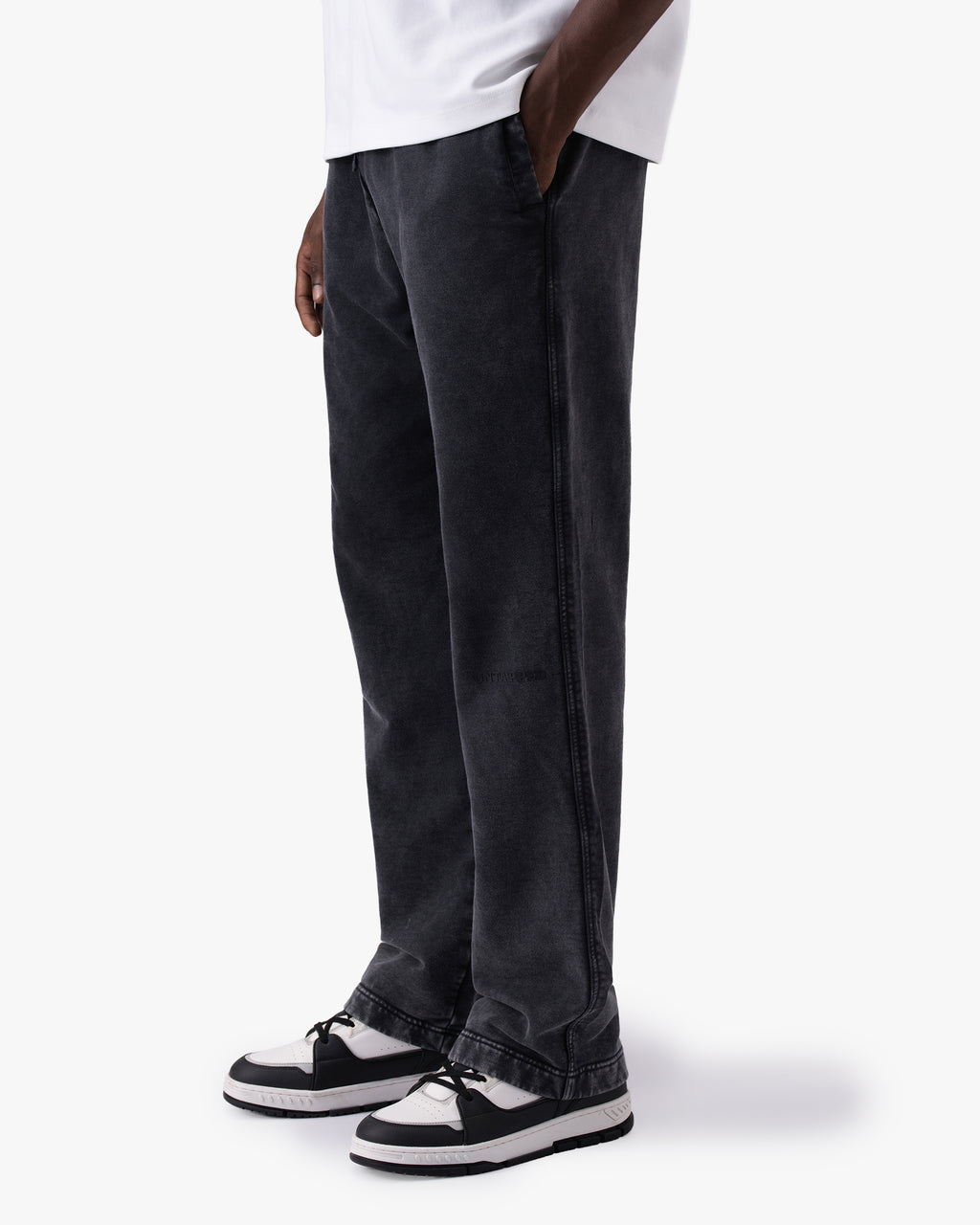 Untapped London Heritage Sweatpant in Vintage Black, heavyweight cotton joggers