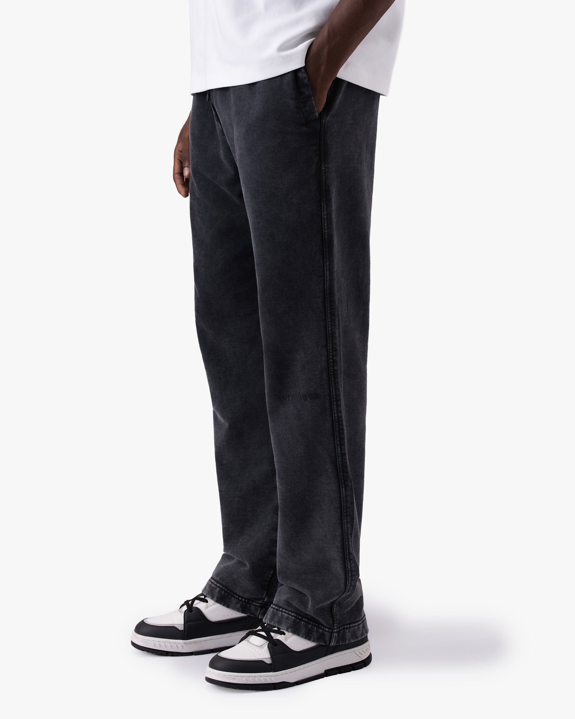 Untapped London Heritage Sweatpant in Vintage Black, heavyweight cotton joggers