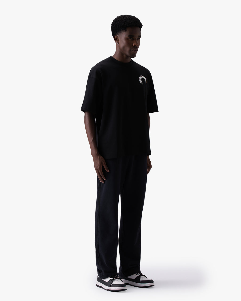 Untapped London Arc Tee in Midnight Black, oversized cotton-Sorona jersey t-shirt