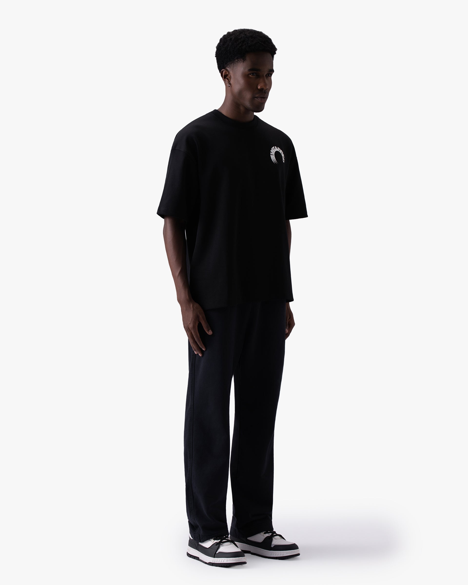 Untapped London Arc Tee in Midnight Black, oversized cotton-Sorona jersey t-shirt