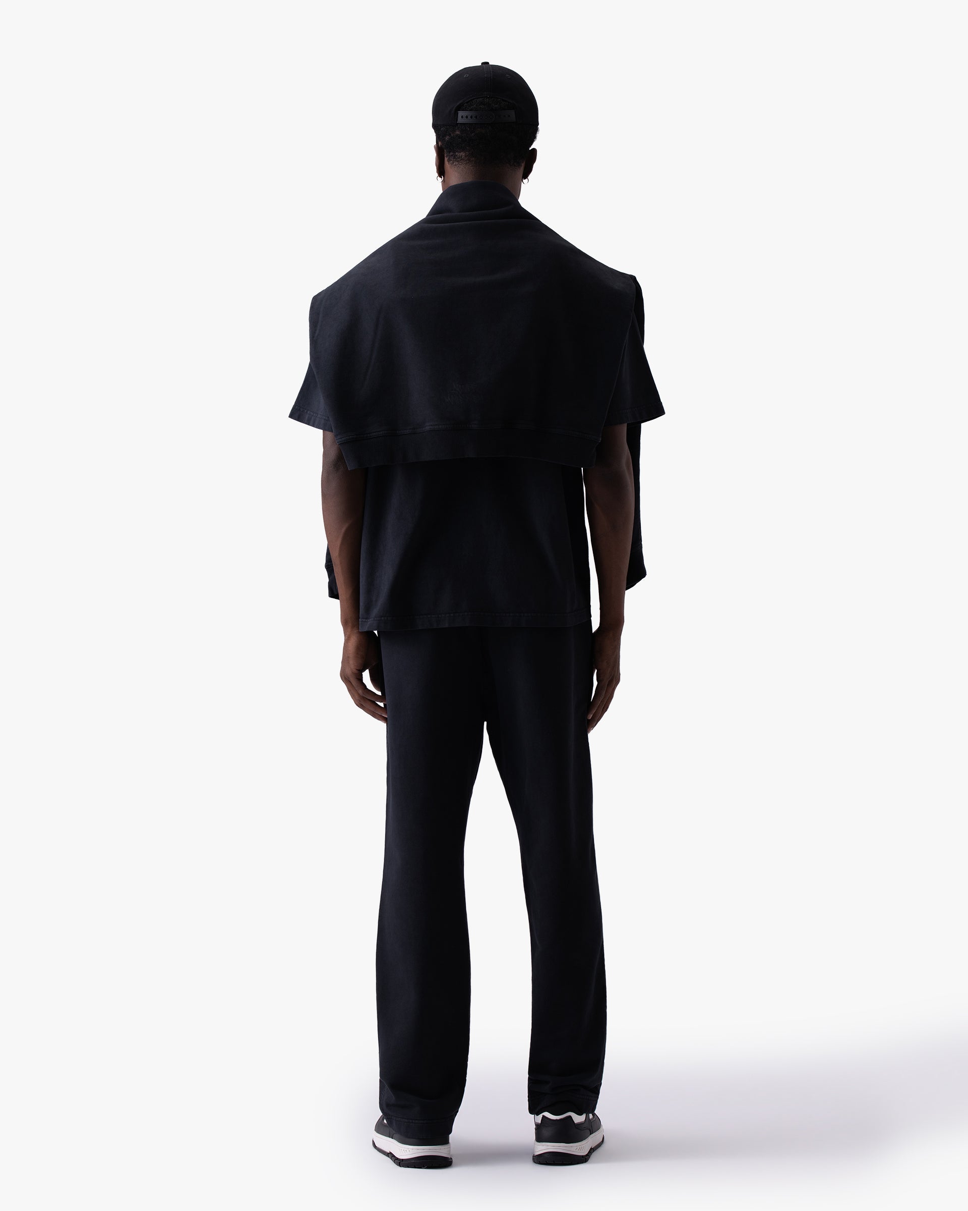 Untapped London Echo Tee in Carbon Black, heavyweight cotton t-shirt with spray-effect graphic